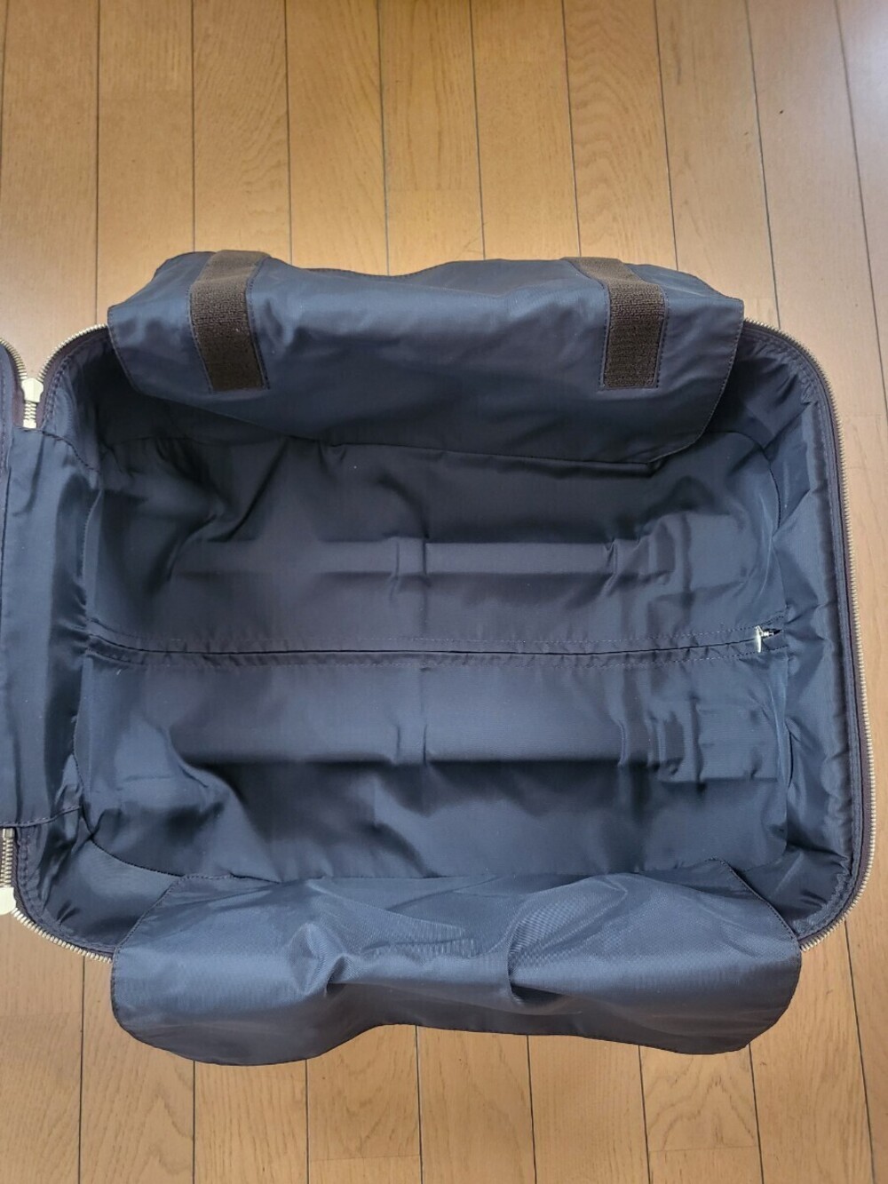 Louis Vuitton Vegas Monogram Carry on Suit case - Picture 8 of 10